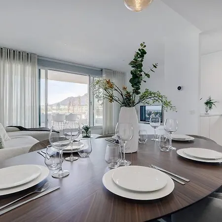 Apartment Three-bedroom In