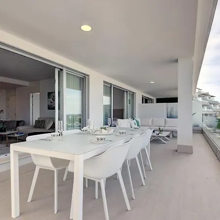 Three-bedroom In Estepona