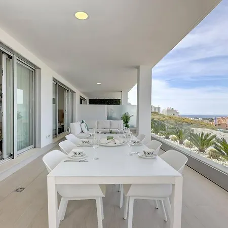 Διαμέρισμα Three-bedroom In Εστεπόνα